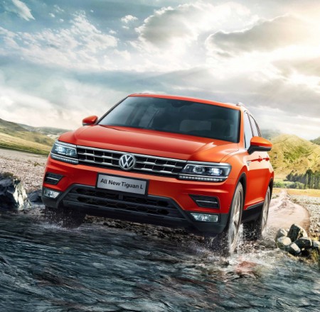 L-748 Volkswagen Tiguan